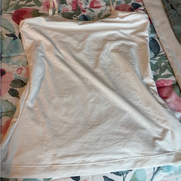 SPANX Red Hot Label White Shaping Camisol Top - Picture 4 of 4